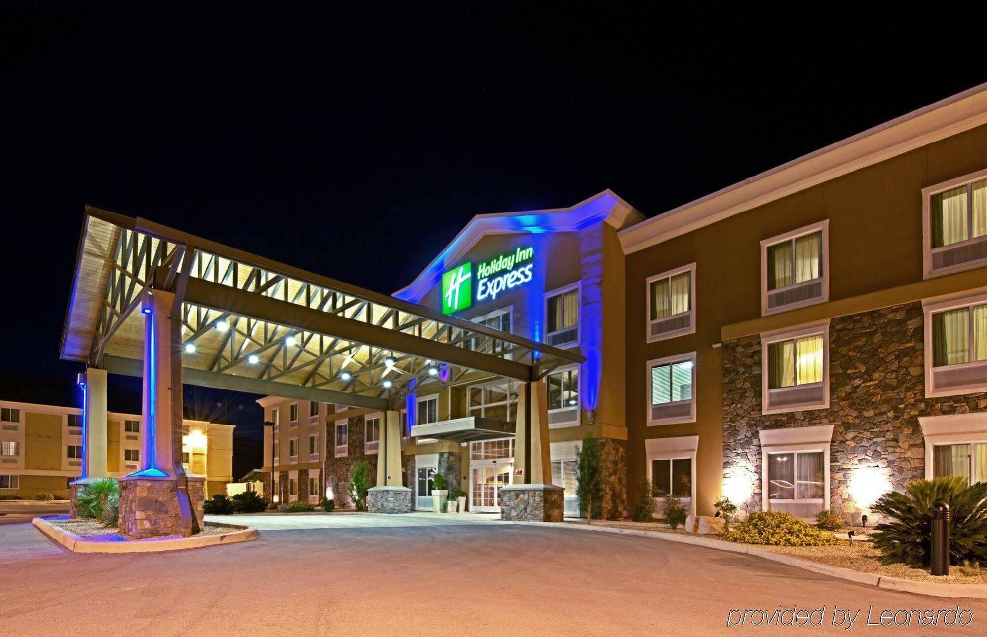Holiday Inn Express Sierra Vista By Ihg Ngoại thất bức ảnh